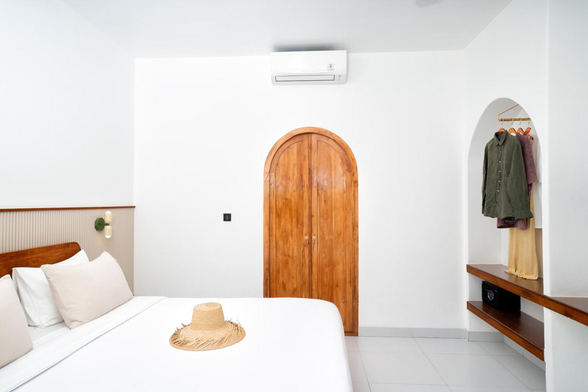 Isla Villas - Private Boutique Villas Гили Траванган Экстерьер фото