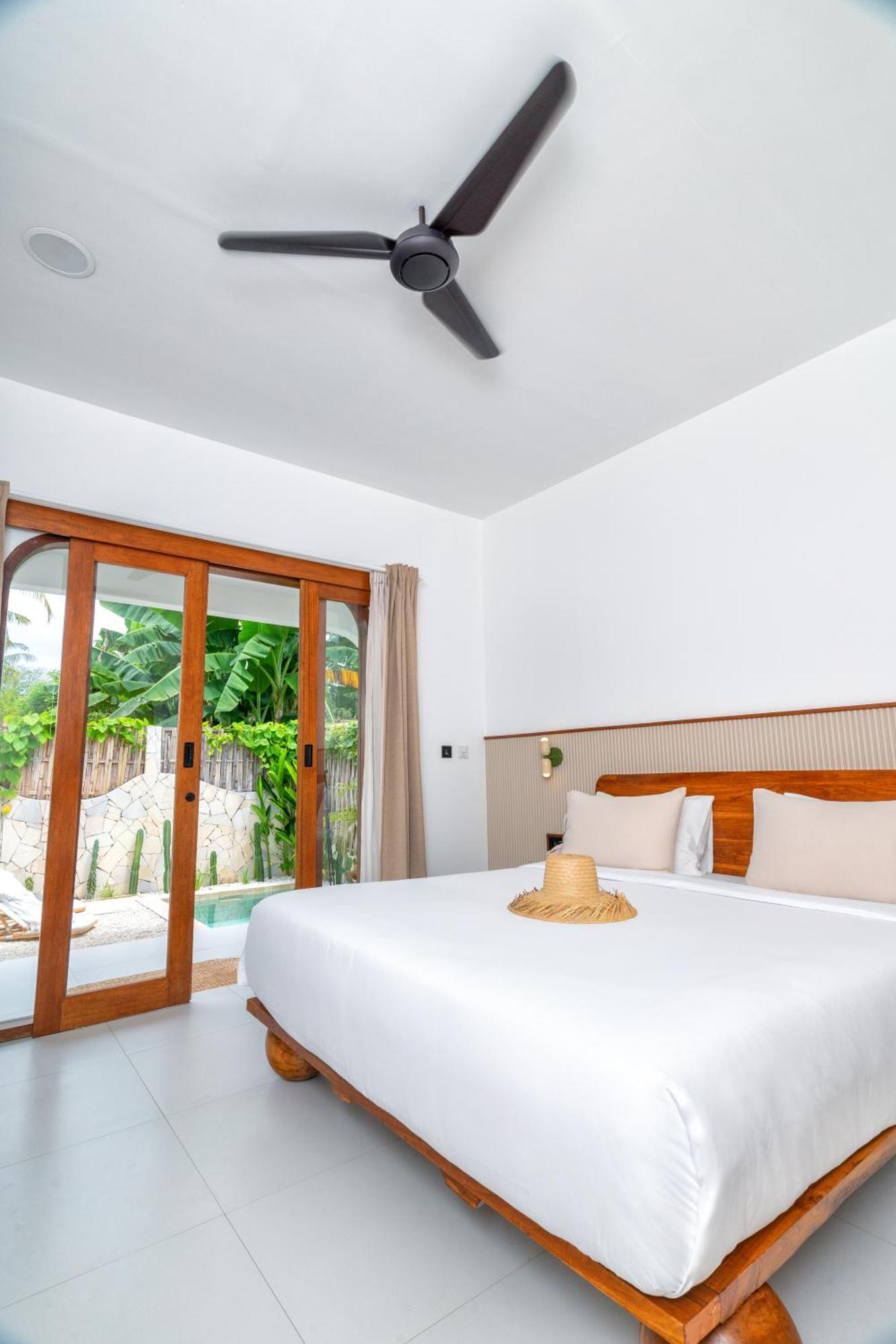 Isla Villas - Private Boutique Villas Гили Траванган Экстерьер фото